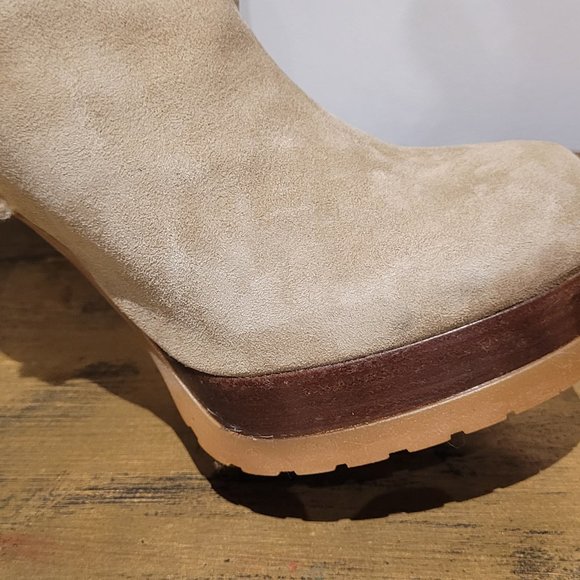 FENDI - BOOTS, size 38, Tan Suede - Picture 2 of 8